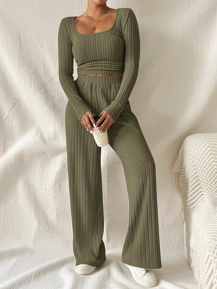 SORELLE Lounge Set