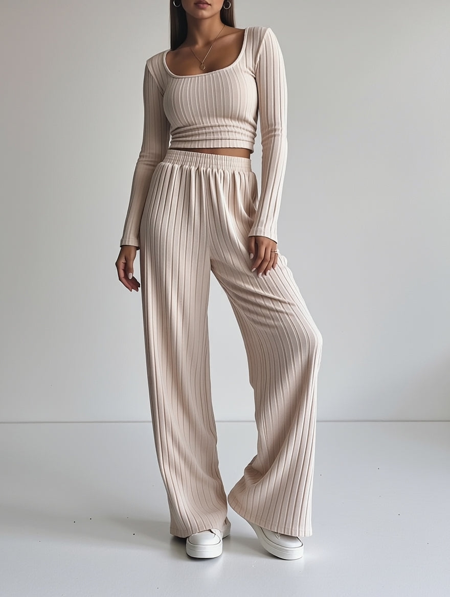 SORELLE Lounge Set